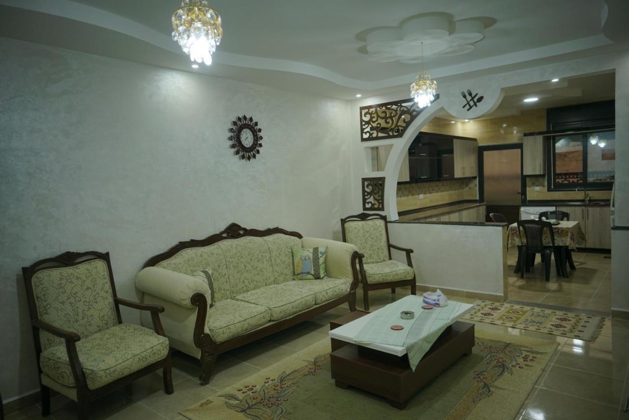 Amro Petra Apartment Вади Муса Екстериор снимка