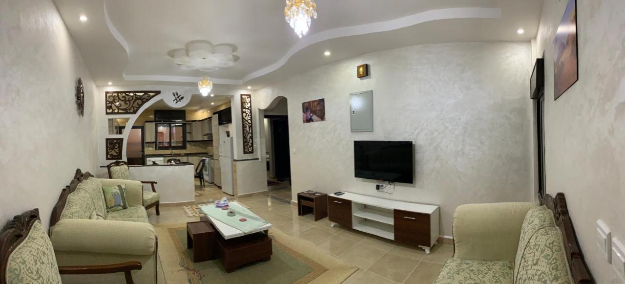 Amro Petra Apartment Вади Муса Екстериор снимка
