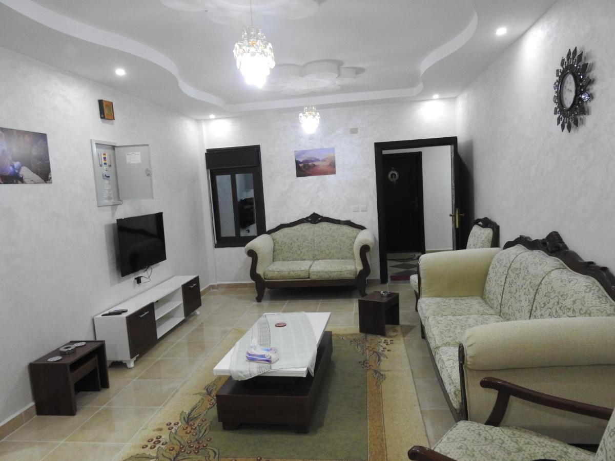 Amro Petra Apartment Вади Муса Екстериор снимка