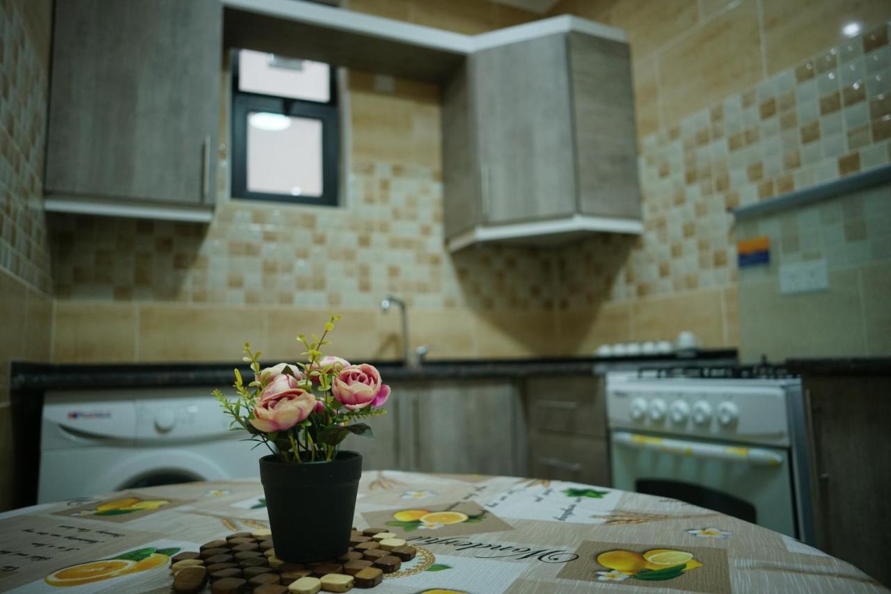 Amro Petra Apartment Вади Муса Екстериор снимка