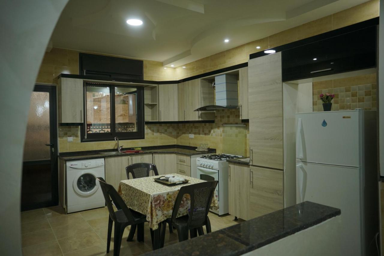 Amro Petra Apartment Вади Муса Екстериор снимка